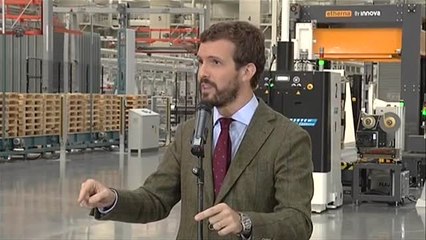 Casado dice que con la Ley de Seguridad Nacional "ningún policía nacional estaría ahora herido"