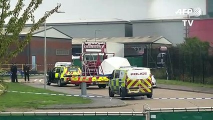 Descubren 39 cadáveres en un camión en el Reino Unido