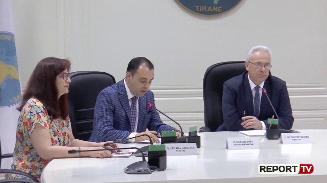 Report TV - Drafti i parë i pjesshëm për Kodin Zgjedhor: Donatorët jo kontratë publike për 3 vite