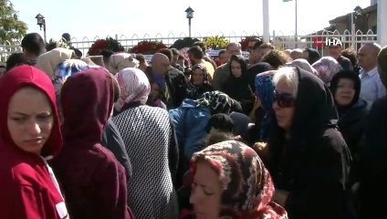 Fatih’te yabancı uyruklu grubun bıçaklı saldırısında öldürülen İsmail Mert Bayer, son yolculuğuna uğurlandı