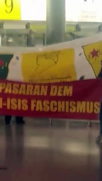 PKK/YPG yandaşları Almanya'da havalimanını bastı! Polis izlemekle yetindi