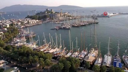 Yat yarışlarının havadan görüntüsü göz kamaştırdı