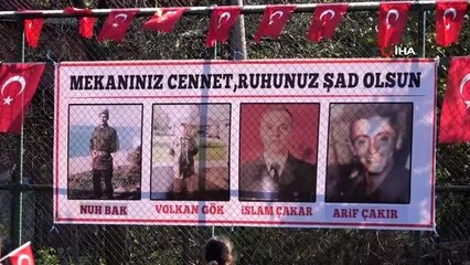 Barış Pınarı Harekatı'na destek için polisler ve askerler moral maçında oynadı