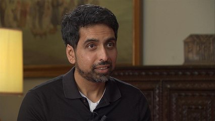 سلمان "سال" خان: خبير في المعلوماتية والاستثمار المالي يؤسس أكاديمية على الانترنيت لنشر التعليم