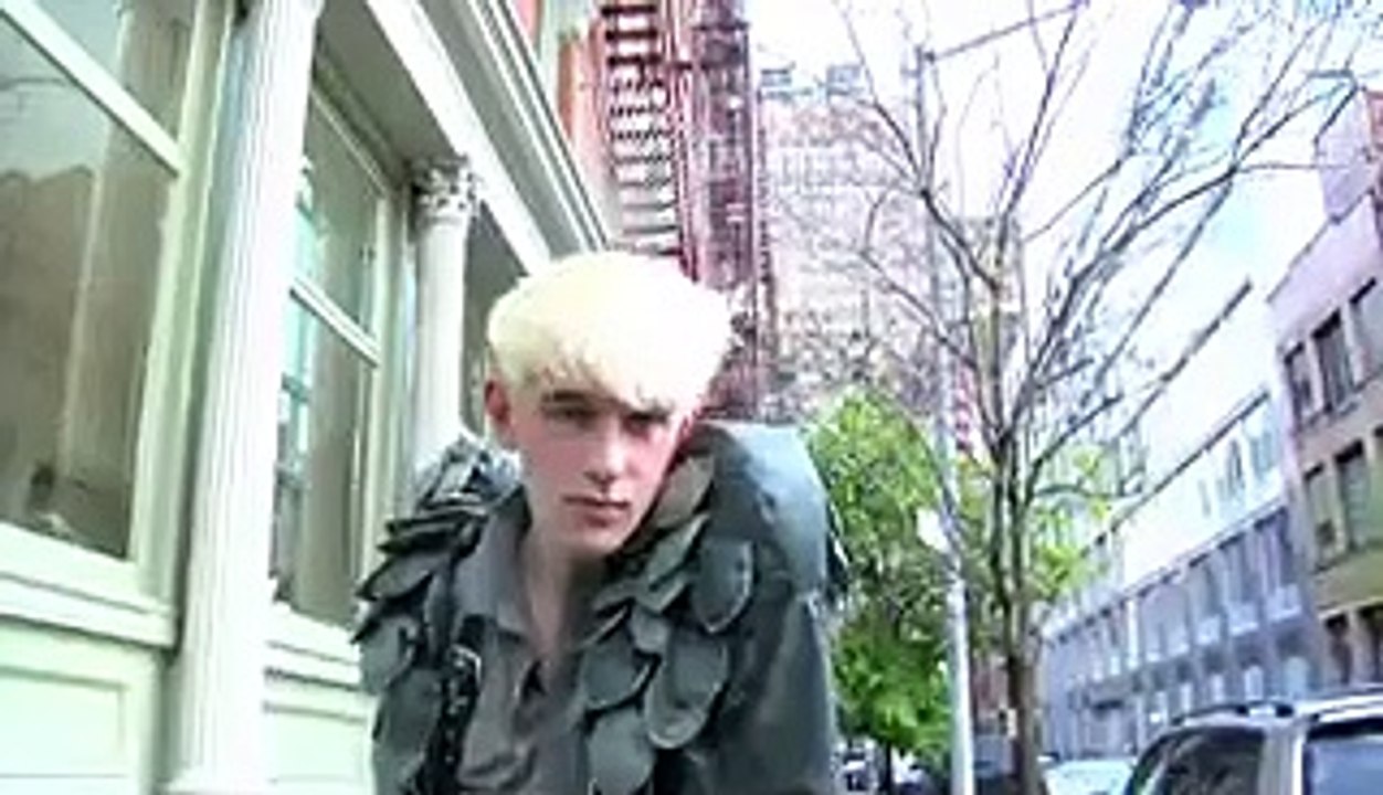 PATRICK WOLF LIKES PIGEONS