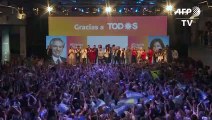 Argentinos celebran el triunfo de Alberto Fernández