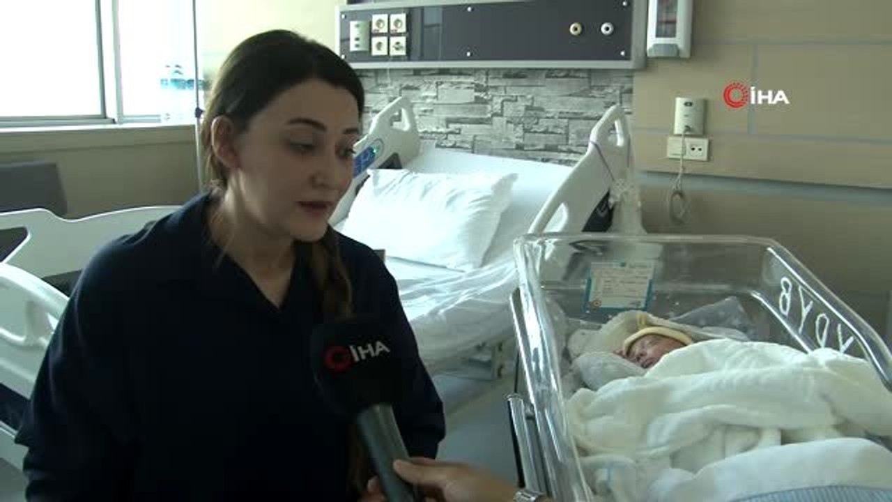 955 gram doğan Aren bebek 100 günde hayata tutundu