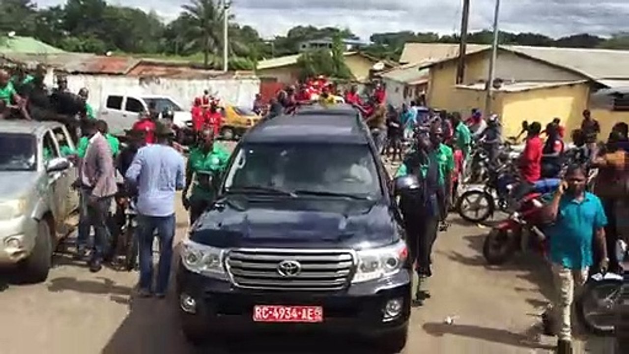 Départ  des leaders de l'opposition pour la marche contre un troisième mandat du Président