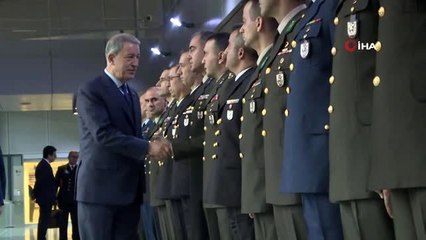 - Bakan Akar, NATO Karargahında