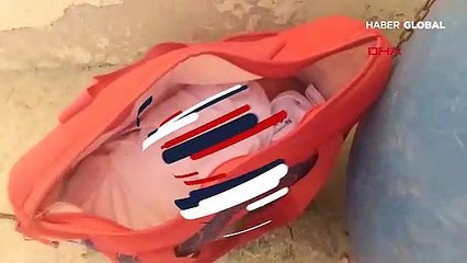 Bebeği çöp kovasının yanına atıp koşarak kaçtı!