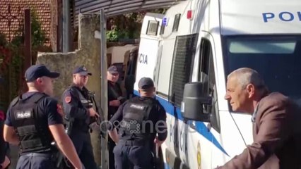 Ora News - Dyshohet se vrau kushëririn e tij, mbërrin në gjykatë Marash Arraj