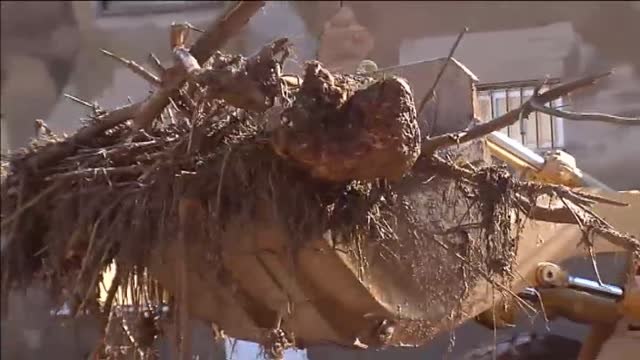 Prosiguen los trabajos de limpieza en los pueblos más afectados por la riada