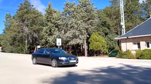 Los familiares de Franco abandonan el Valle de los Caídos