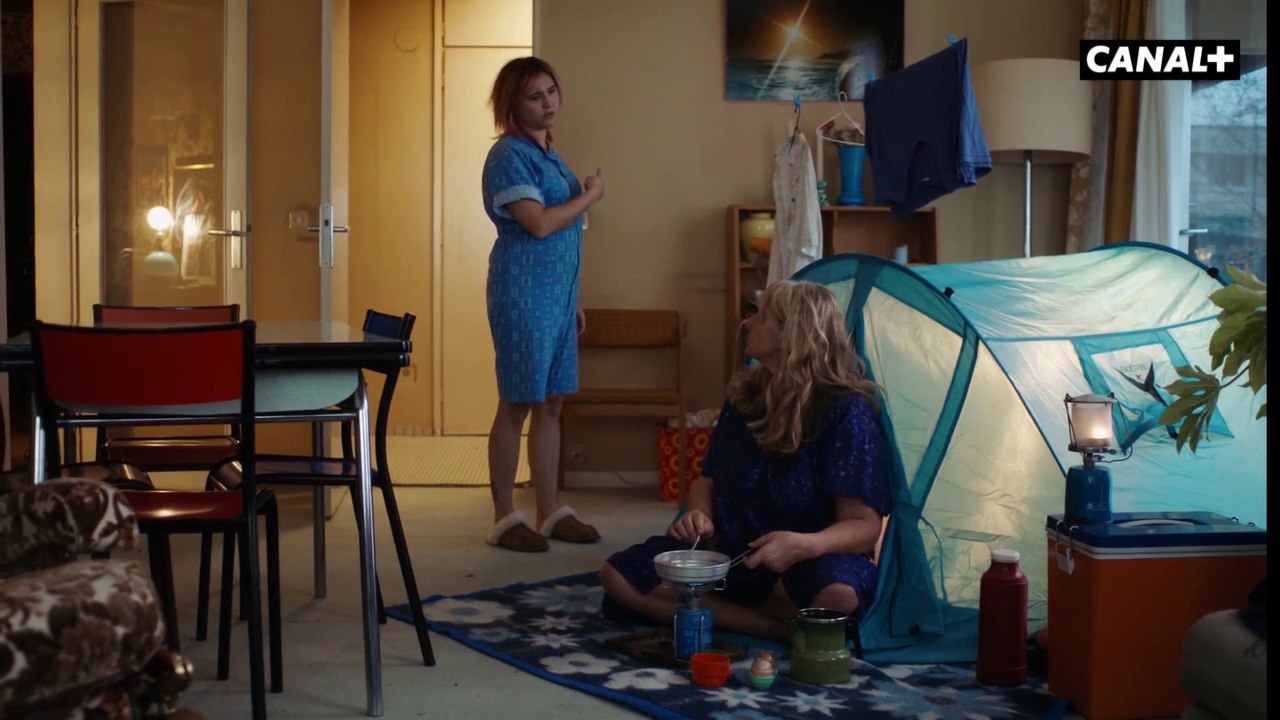 Têtard - L'invasion - CANAL+