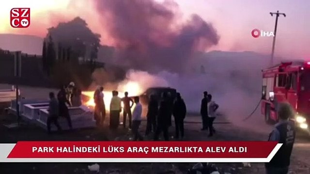 Park halindeki lüks araç mezarlıkta alev aldı