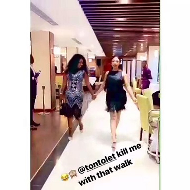 Tonto Diek se déhanche d'une façon trés mais trés sexy qui mettra tout le monde à ses pieds