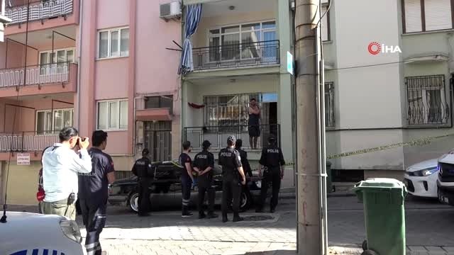 Meyve bıçağıyla intihar girişiminde bulunup 'siyanür içtim' diye ihbar etti
