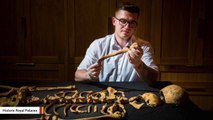 500-Year-Old Skeletons Of Woman And Child Unearthed During Tower Of London Chapel's Excavations