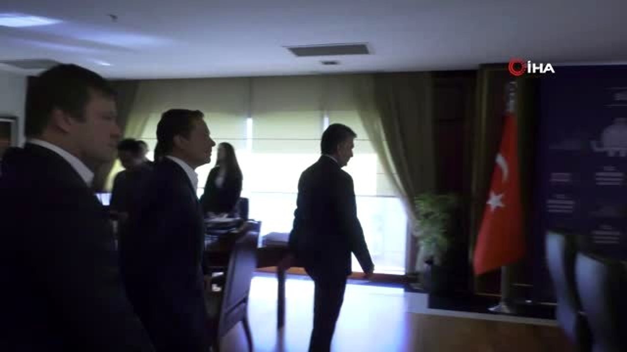 Ankara Büyükşehir Belediye Başkan vekili Çetin, Moskova belediye başkan yardımcısı Liksutov ve...