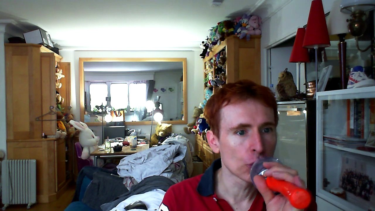 Wiwi égratigne "je veux te baiser" d'Odezenne