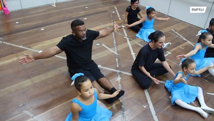 娘のためにバレエに挑戦！レンガ職人パパ