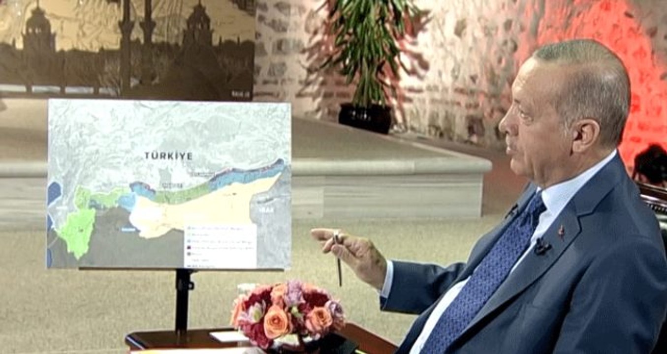 Cumhurbaşkanı Erdoğan, Barış Pınarı Harekatı isminin nereden geldiğini harita üzerinden anlattı