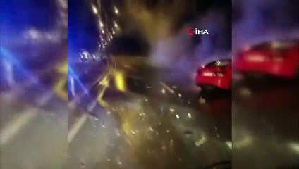 Siirt’te bariyerlere çarpan araç alev alarak yandı