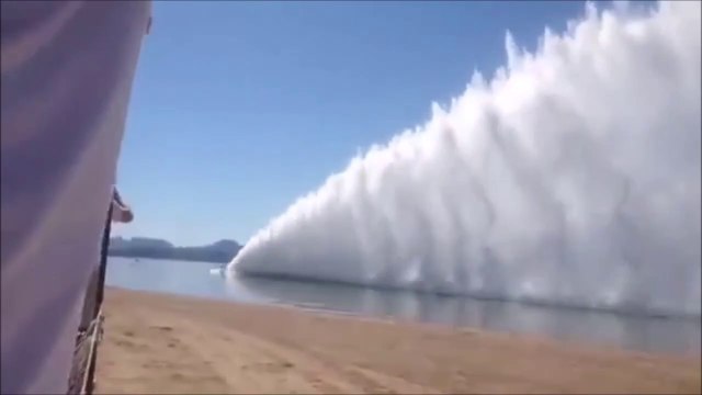 Ces bateaux de course ont des moteurs surpuissants...