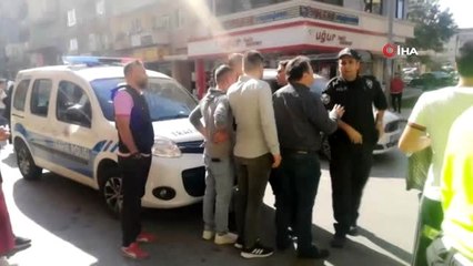 Trafik polislerinin fotoğrafını çekti, asayiş ekipleri gözaltına aldı