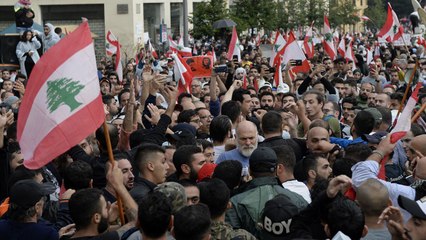 تعرّف كيف تفاعل المحتجون مع الخطاب الأول للرئيس اللبناني