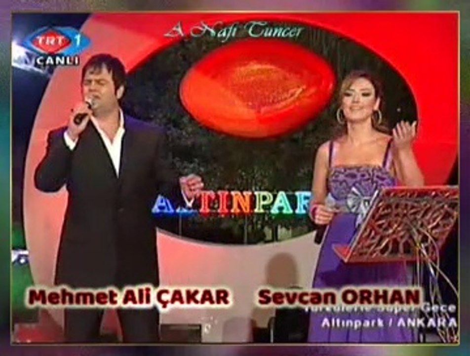 Mehmet Ali ÇAKAR & Sevcan ORHAN - Al Yeşil Dökün Anneler Mezar Taşıma