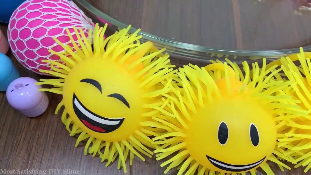 MIXING MANY INGREDIENTS INTO HOMEMADE SLIME -- RELAXING WITH SLIME -- MOST SATISFYING DIY SLIME