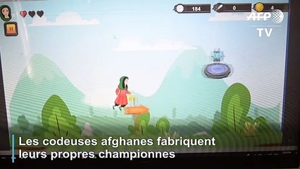 Une école de codage apprend aux Afghanes à créer une "héroïne afghane"