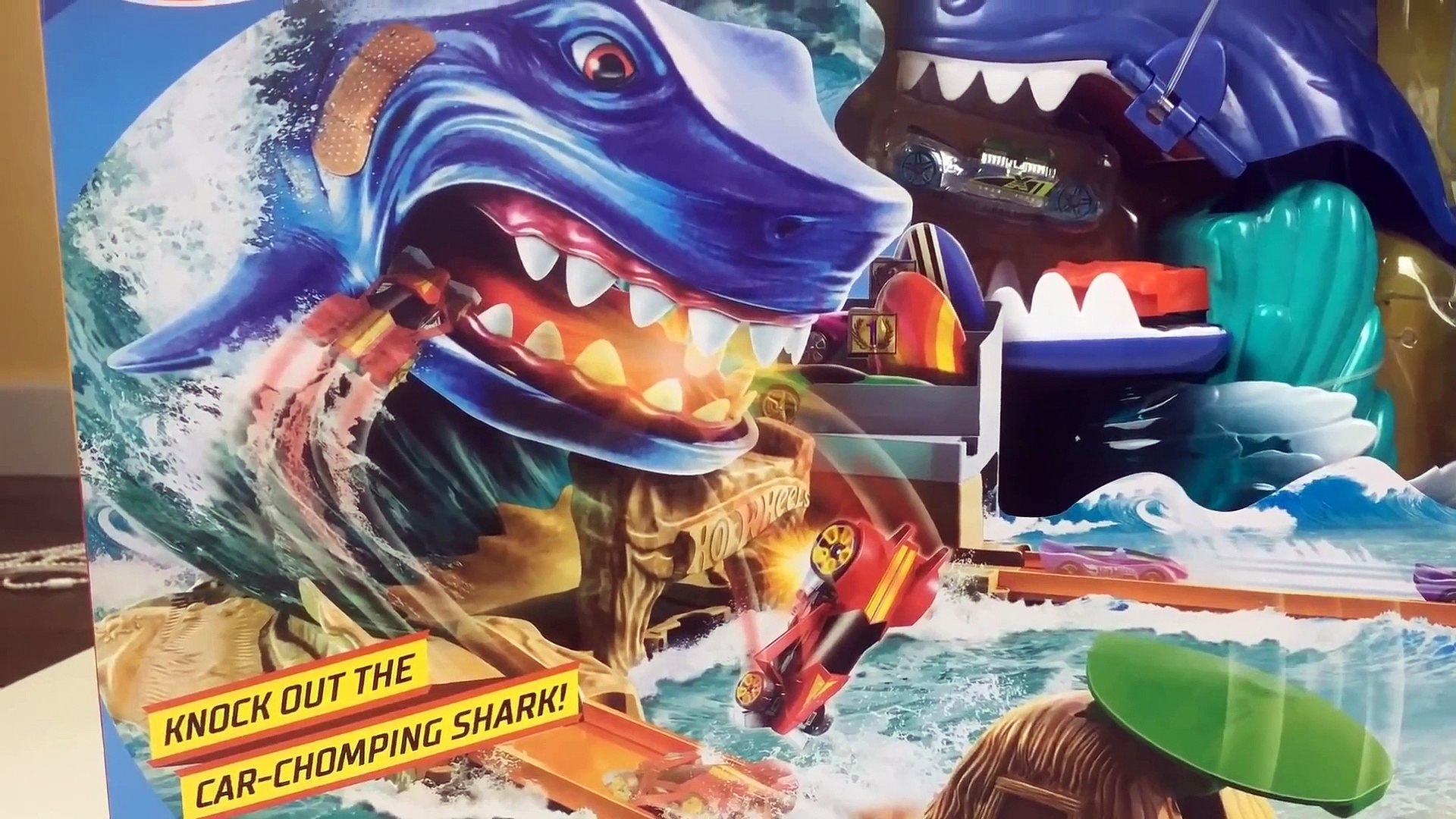 Hot Wheels City Shark Beach Battle || Keith's Toy Box - video Dailymotion