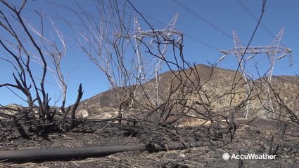 Tải video: Wicked winds whip up devastating wildfires