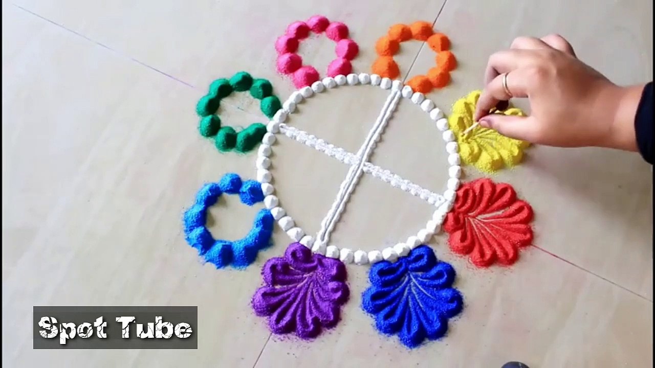 #Spot Tube || Simple diwali special rangoli design using diya l दीया का उपयोग कर दिवाली रंगोली डिजाइन l