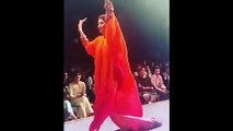 Hina Altaf Almost Fell On The Ramp and Then Started Dancing