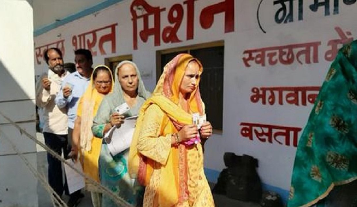 जम्मू कश्मीर: बी डी सी के चुनाव में बीजेपी को बड़ा झटका, निर्दलीयों ने बाज़ी मारी