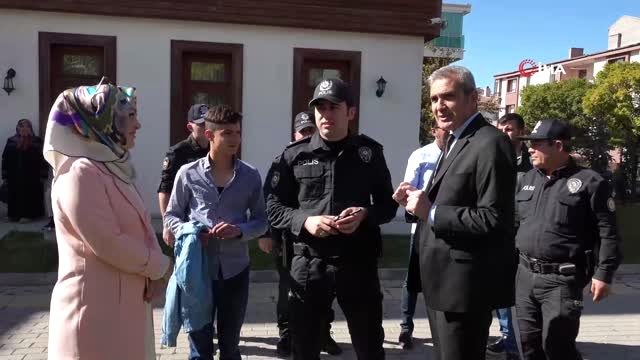 Altındağlı miniklerden polislere duygulandıran sürpriz