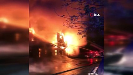 Tarihi konak alev alev yanarak böyle küle döndü