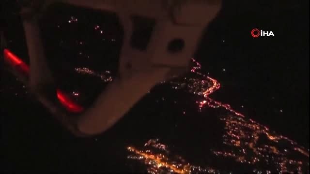 - Kaliforniya'da Orman Yangını Nedeniyle On Binlerce Kişi Tahliye Edildi