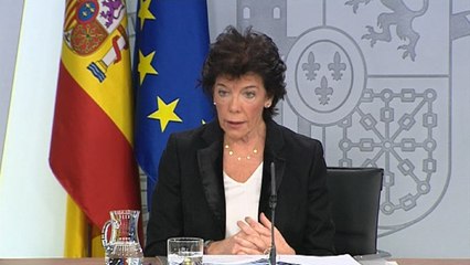 El Gobierno evita polemizar con el 'Viva Franco' de la familia