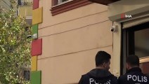 HDP önünde evlat nöbeti tutan ailelerden, 'güvenlik kamerası' tepkisi