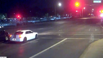 Un ange en forme de Chevrolet Cruze a sauvé la vie d'un couple poussant une poussette
