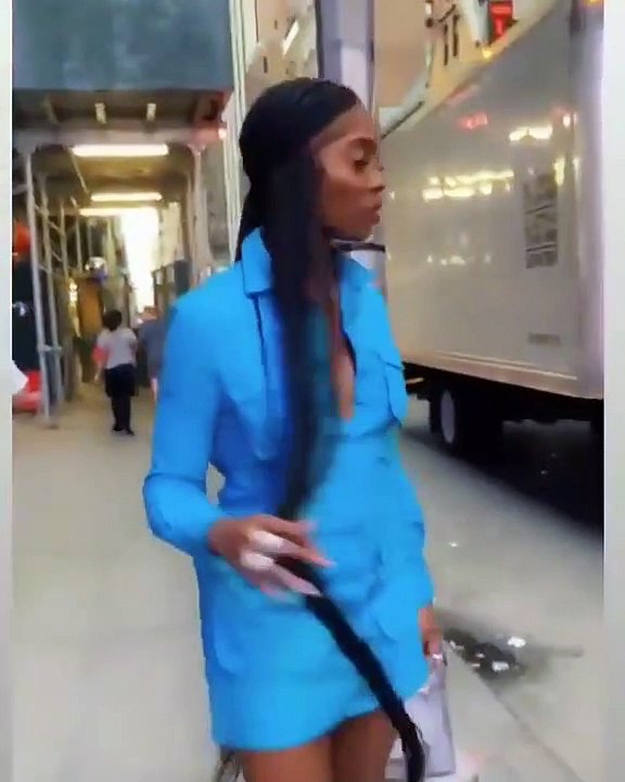 Tiwa Sqvage vous présente son nouveau look de ouf