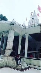 खजराना गणेश मंदिर इंदौर में धनतेरस पर श्रद्धालुओं की भीड़