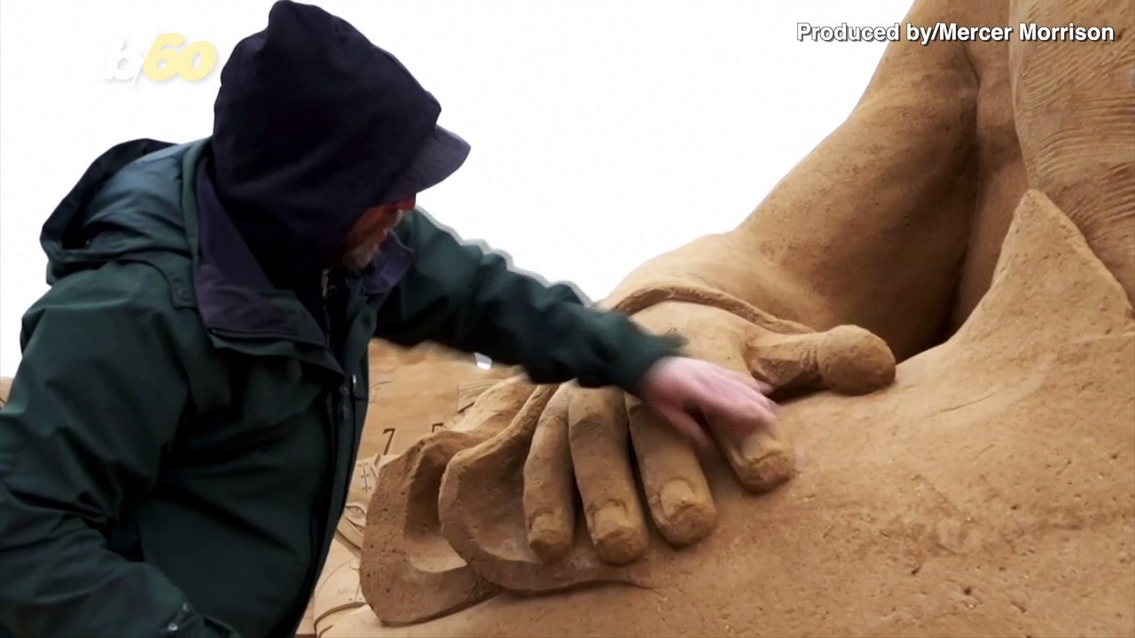 Sand-Sational! Artist Create Beautiful Sand Scu...