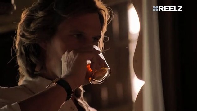 Addiction & ‘Self-Sabotage’: Patrick Swayze Smoked 60 Cigarettes A Day Before Death