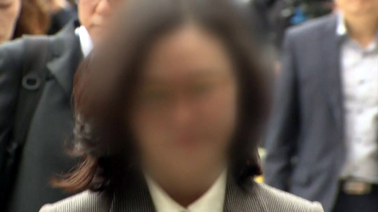 정경심 구속 뒤 첫 소환...'조국 연루' 규명 주력 / YTN