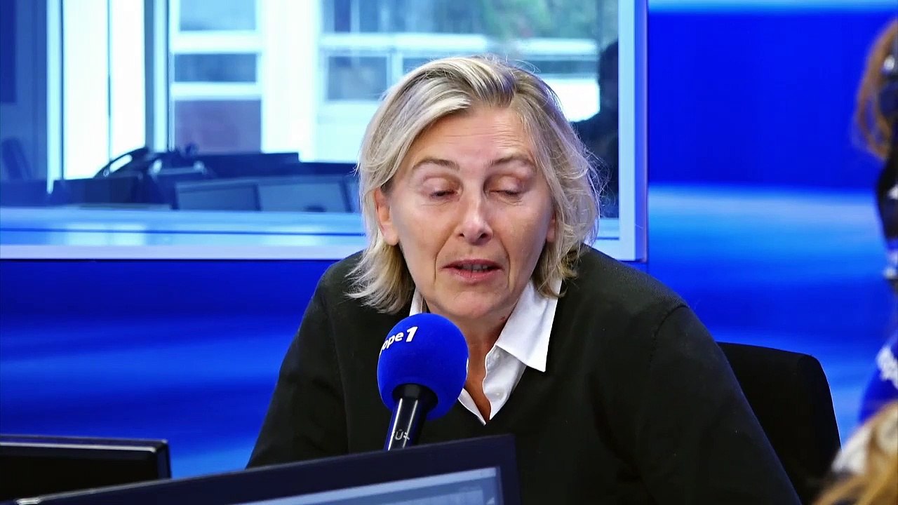 Ça va bien pour eux : Dujardin continue de vend...